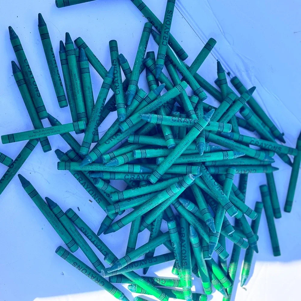 Bulk Lot Green Wax Crayons‎ Non-Toxic ASTM D-4236 Art Supplies 28440 12172010
